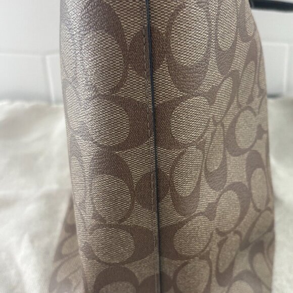 Coach x Disney Snow White Tote Bag - Brown - Limited Edition - Patches - Picture 4 of 13